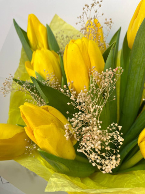 Букет" Жёлтая симфония" с тюльпанами