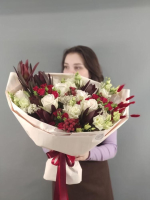 Букет "Влюблённость" с розами