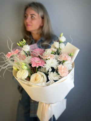 Букет с розами " Улыбка мамы"