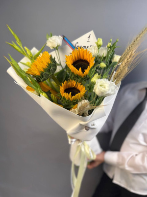 Букет"Для любимого учителя" с подсолнухами