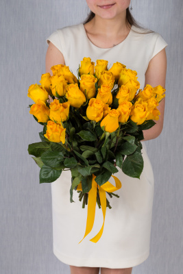 Букет из 25 желтых роз Эквадор 60 см.
