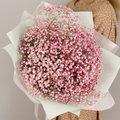 Букет " Незабудка" с гипсофилой