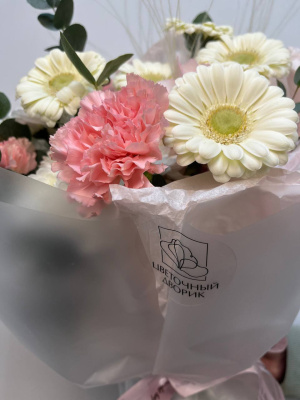 Букет"Влюблённость" с гортензией