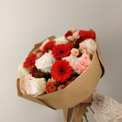 Букет "Страстный поцелуй" с герберами