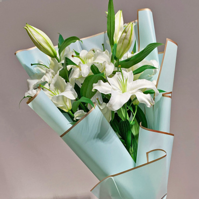 Букет из трех белых лилий №51493-Дв