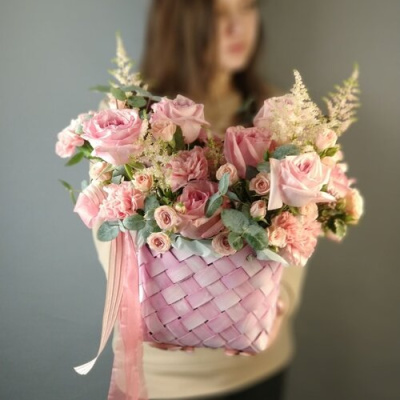 Композиция"Тёплый вечер" с розами