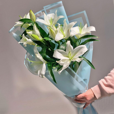 Букет из трех белых лилий №51493-Дв