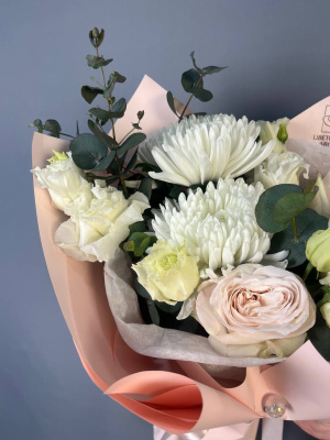 Букет "Розовое счатье" с хризантемой