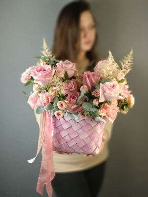 Композиция"Тёплый вечер" с розами