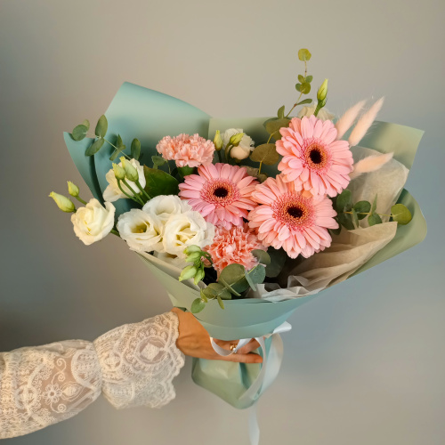 Букет " Шарм" с гермини