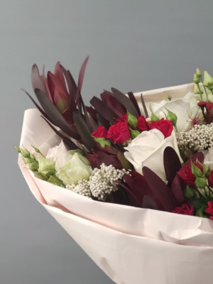 Букет "Влюблённость" с розами